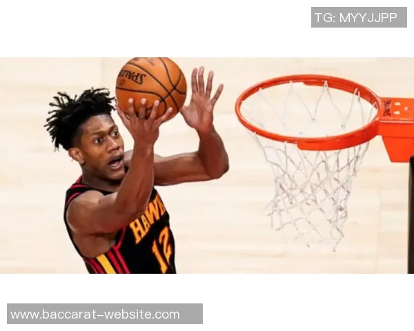 小南斯赞亨特表现如莱昂纳德全场9中7砍17分7篮板展现得分能力